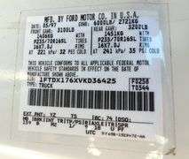 M-1521 1997 Ford F150 XLT Pickup