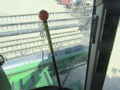 M-1522 John Deere 9500 Combine W/Grain Header