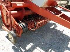 M-1430 Hesston 4600 Baler