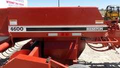 M-1430 Hesston 4600 Baler