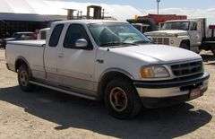 M-1521 1997 Ford F150 XLT Pickup