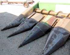 M-1519 John Deere 843 Corn Header
