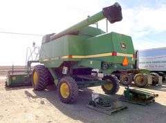 M-1522 John Deere 9500 Combine W/Grain Header