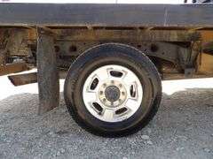 M-1525 2013 Chevy Silverado 2500 HD FB Pickup