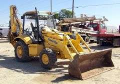 M-1395 Komatsu 140WB Backhoe