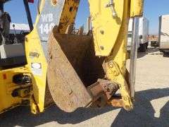 M-1395 Komatsu 140WB Backhoe