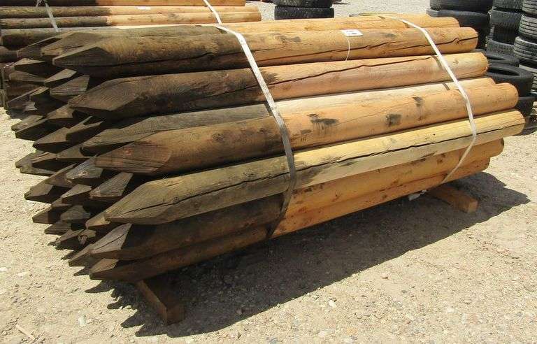 H-441 Wooden Fence Posts (40)
