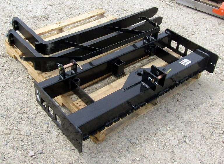H-805 3-Point Tool Carrier Head & Forks