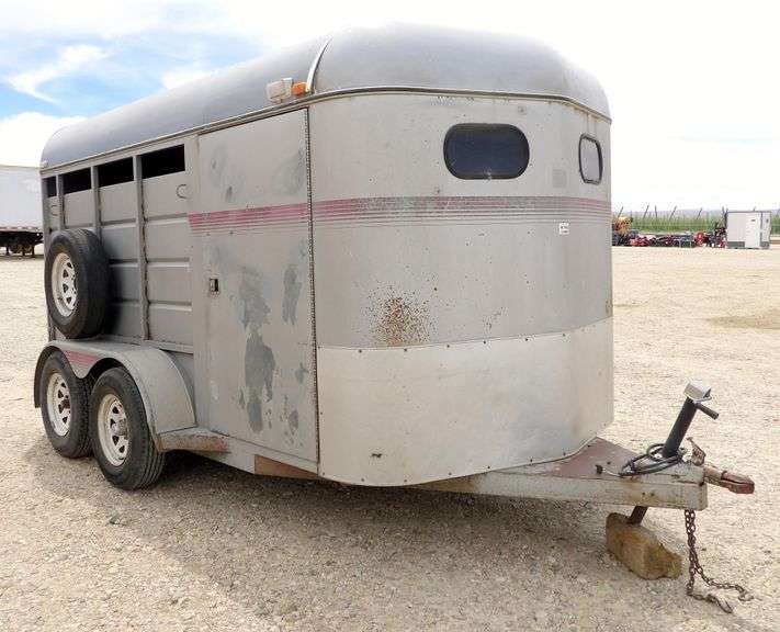 H-768 1993 C&B Horse Trailer