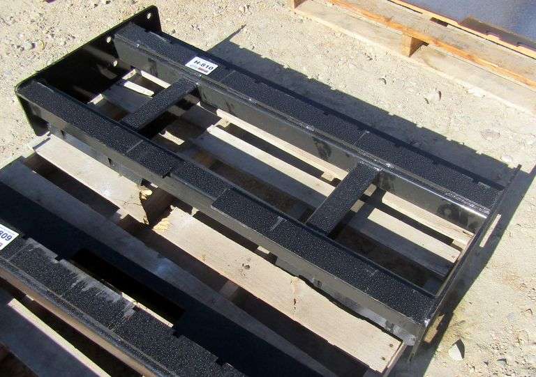 H-810 Wolverine Skid Steer Pallet Fork Head