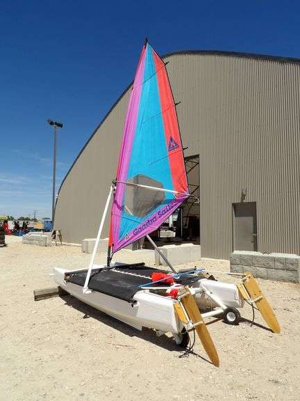 H-913 Catamaran