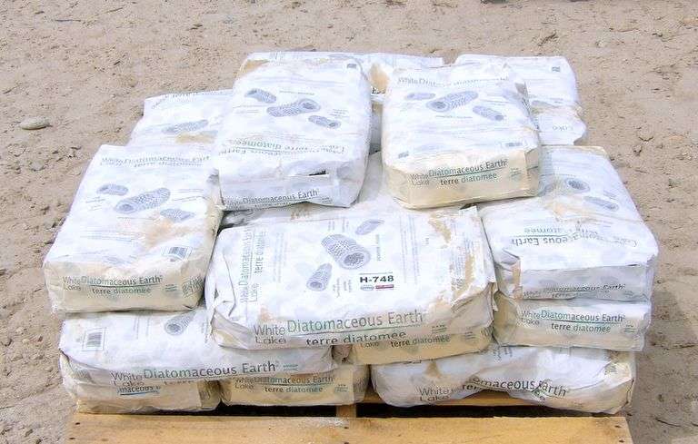 H-748  White Lake Diatomaceous Earth (25)
