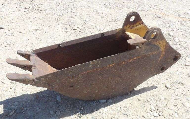 H-189 12" Backhoe Dig Bucket