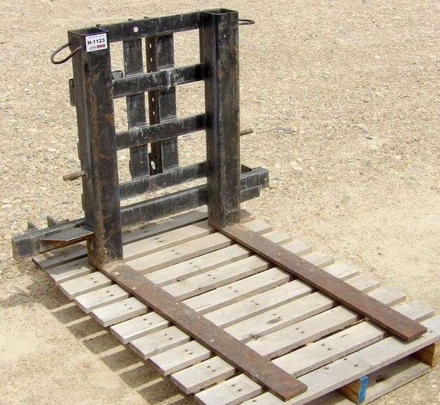 H-1123  Forklift Mast