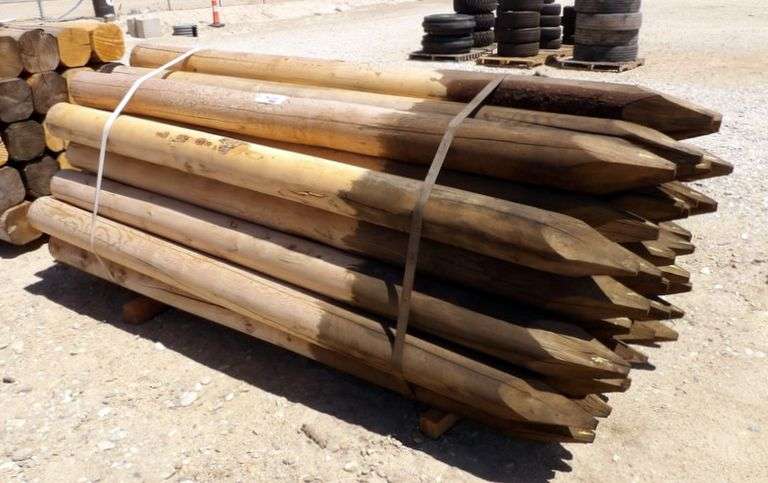 H-202 Round Driveable Fence Posts (40)