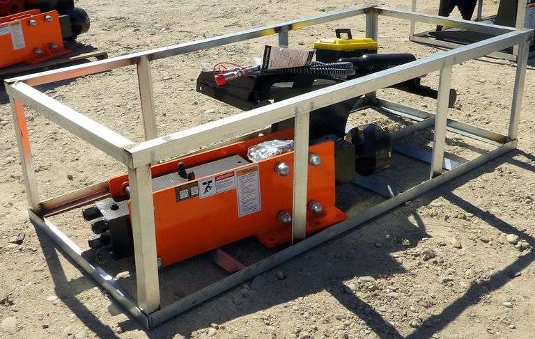 H-848 Wolverine Skid Steer Post Driver