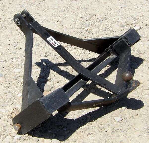 H-668 3-Point Tow Hitch