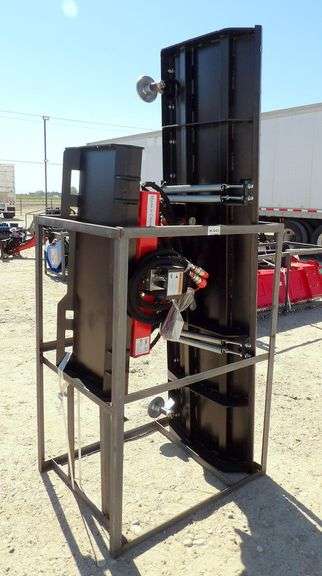 H-643 Skid Steer Blade