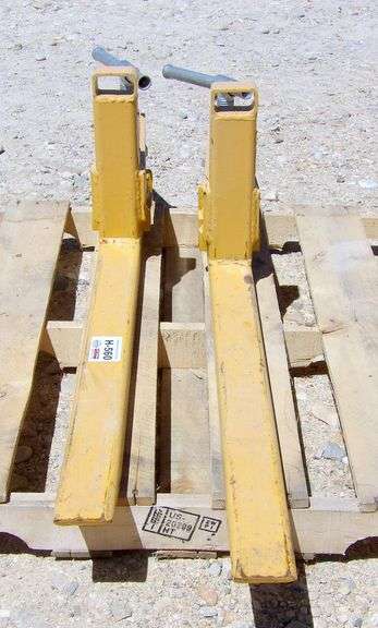 H-560 Bucket Forks