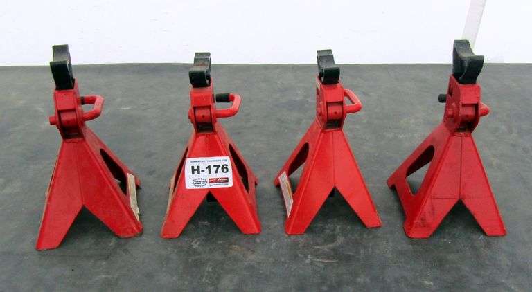 H-176  Jack Stands