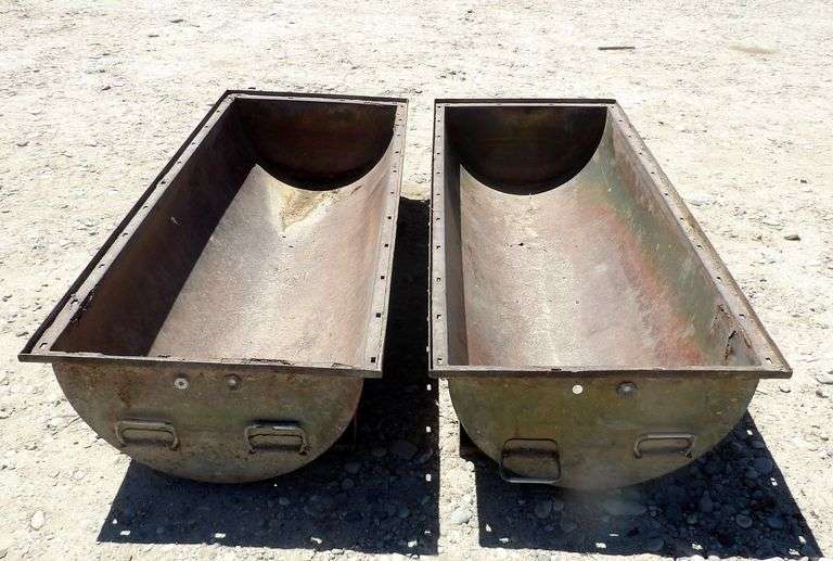 H-917 Feed Bunks