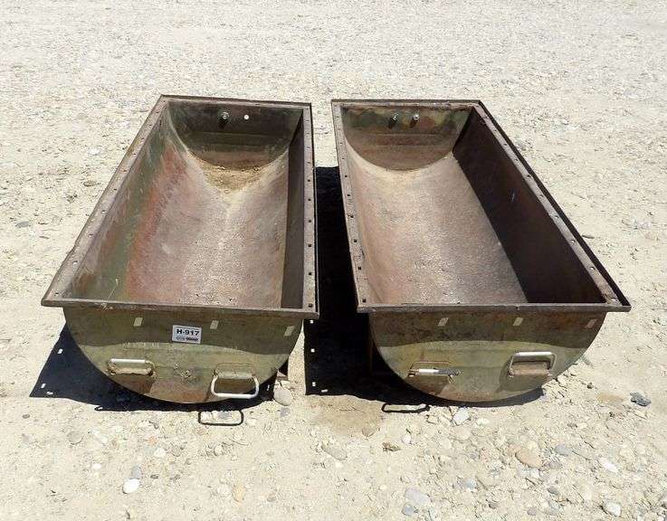 H-917 Feed Bunks