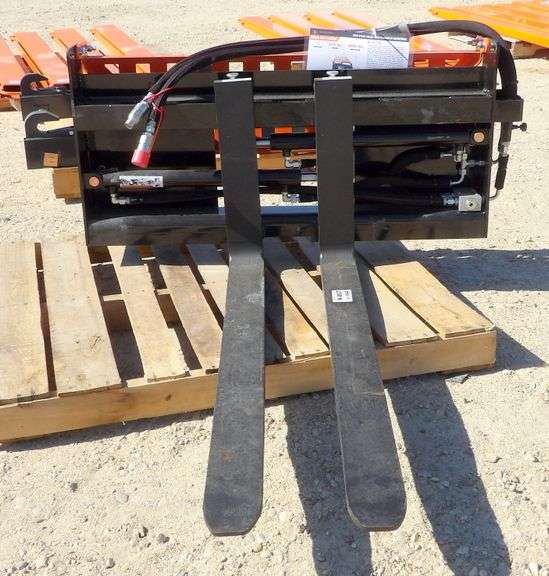 H-867 Wolverine Skid Steer Pallet Forks