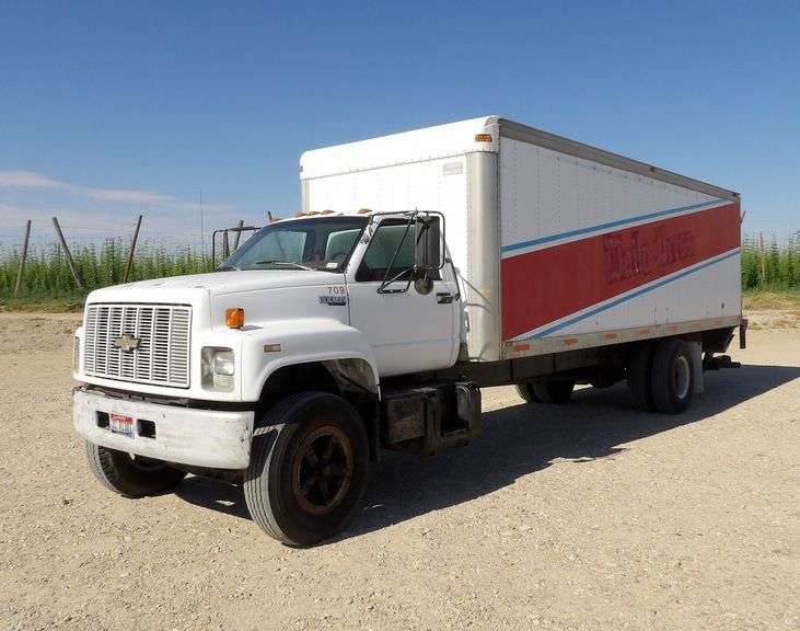 H-949 1992 Chevy Kodiak Box Truck