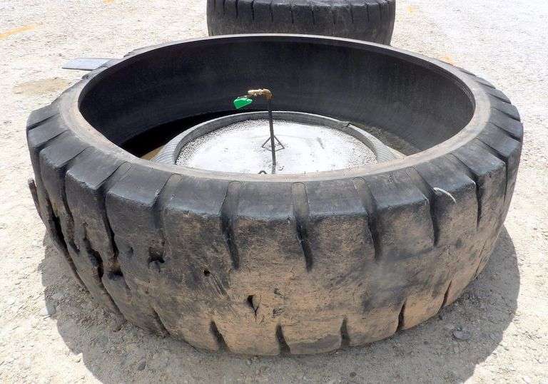 H-108  Livestock Tire Water Trough