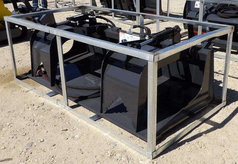 H-846  Wolverine Skid Steer Grapple Bucket