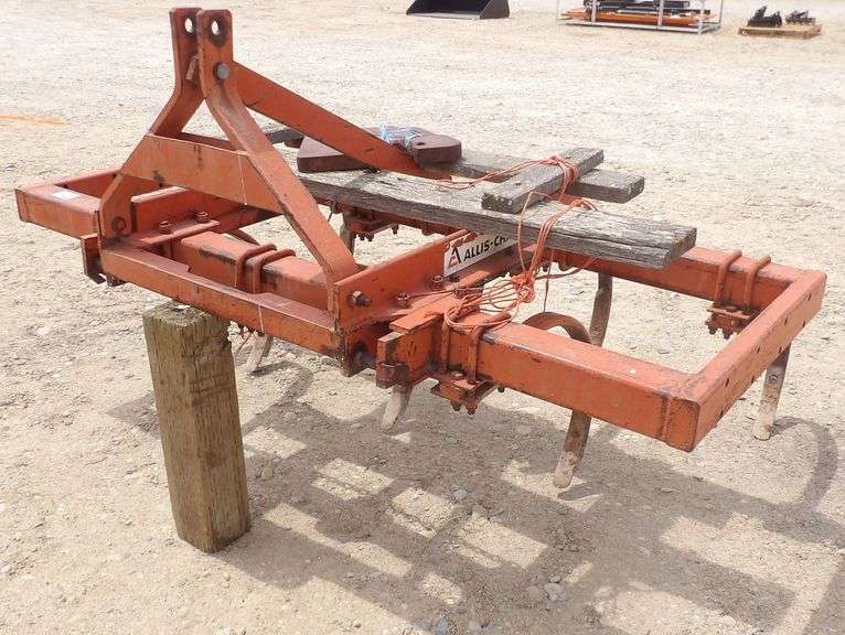 H-160 Allis Chalmers 3 Point Chisel Plow