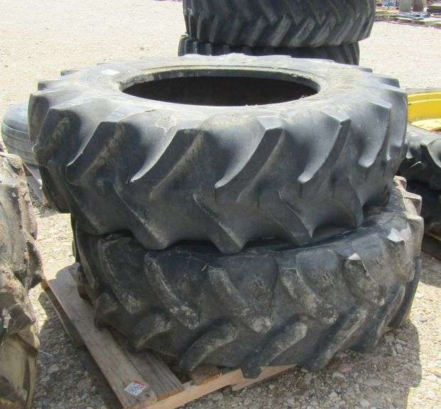 H-1110  Tractor Tires (2)