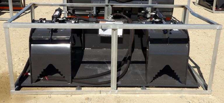 H-846  Wolverine Skid Steer Grapple Bucket