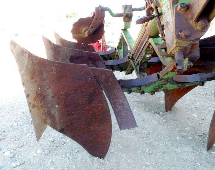 H-164  John Deere 3 Bottom Plow