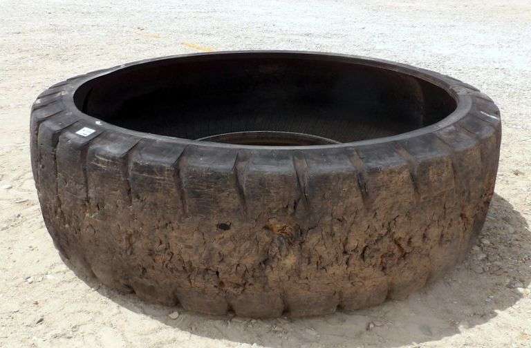 H-105  Tire Feeder