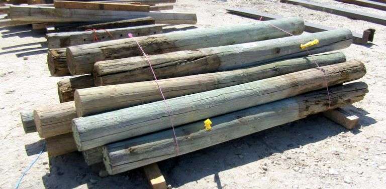 H-454 Fence Posts