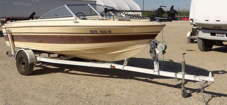 H-1006 1984 Sun Dance 16' Boat & Trailer