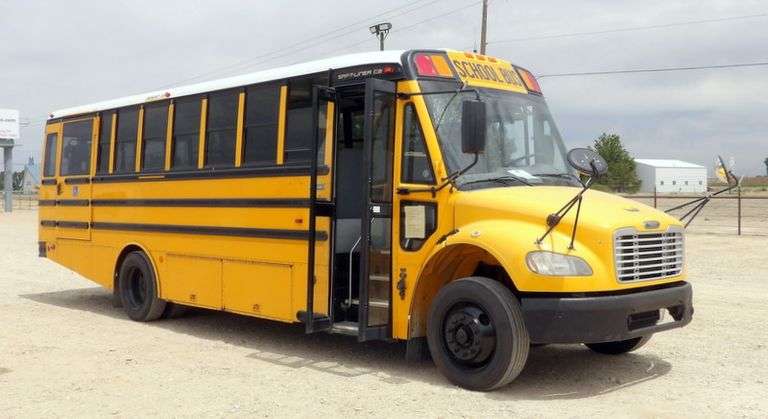 H-306  2009 Thomas School Bus
