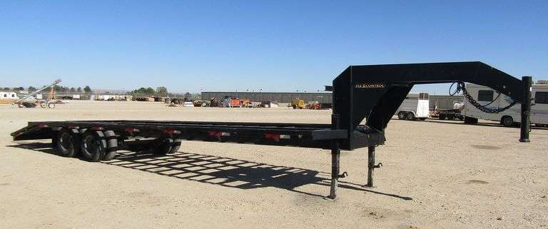 H-350 2009 Pro-Trak Tandem Dual GN Trailer 27'