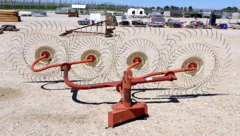 H-537 Hay Rake