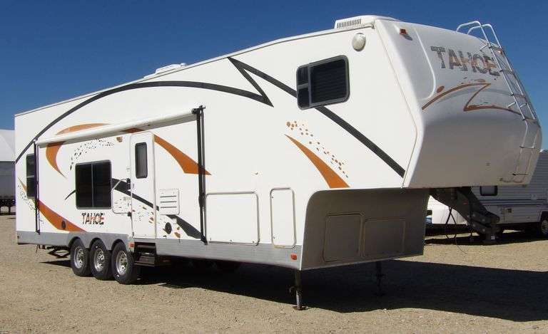 H-534 2008 Tahoe Toy Hauler 37' Trailer
