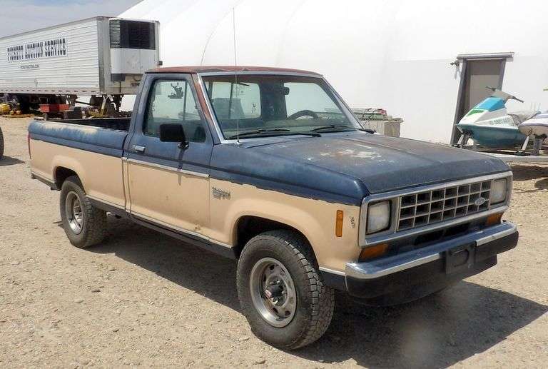 H-900  1986 Ford Ranger XL Pickup