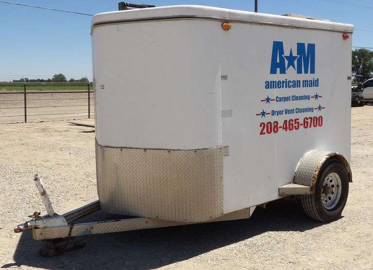 H-936 2001 Enclosed Cargo Trailer