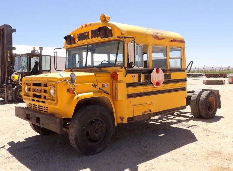 H-583 1987 GMC Bluebird Bus