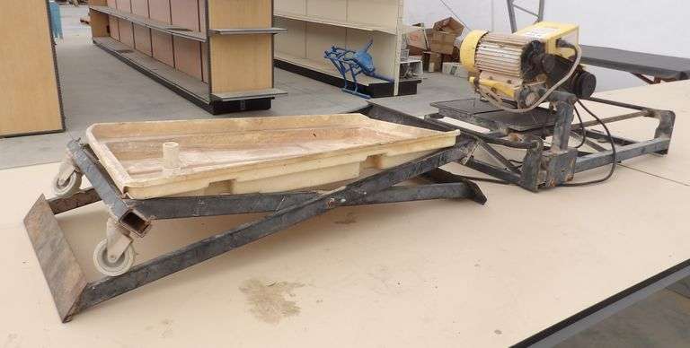 H-197  Tile Saw + Stand