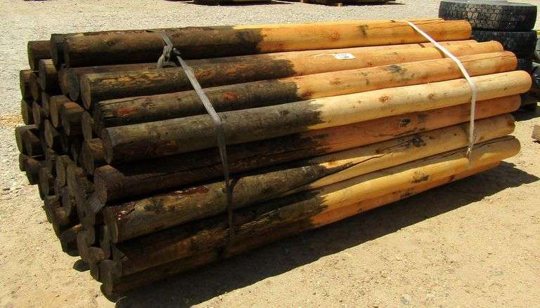 H-444 Wooden Fence Posts (50)