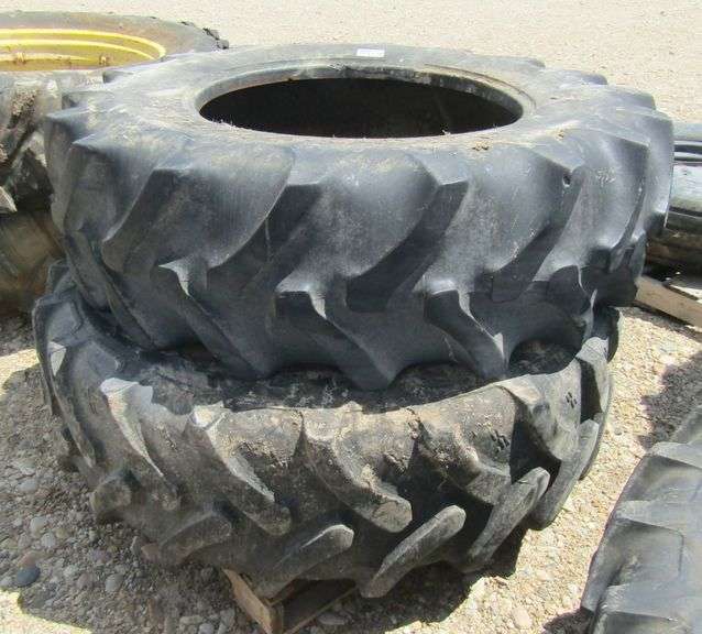 H-1110  Tractor Tires (2)