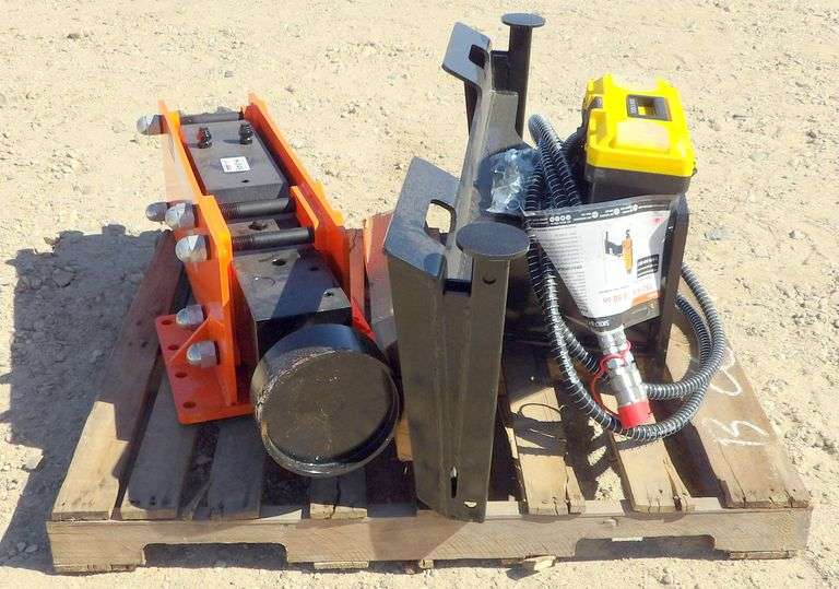 H-849 Wolverine Skid Steer Post Driver