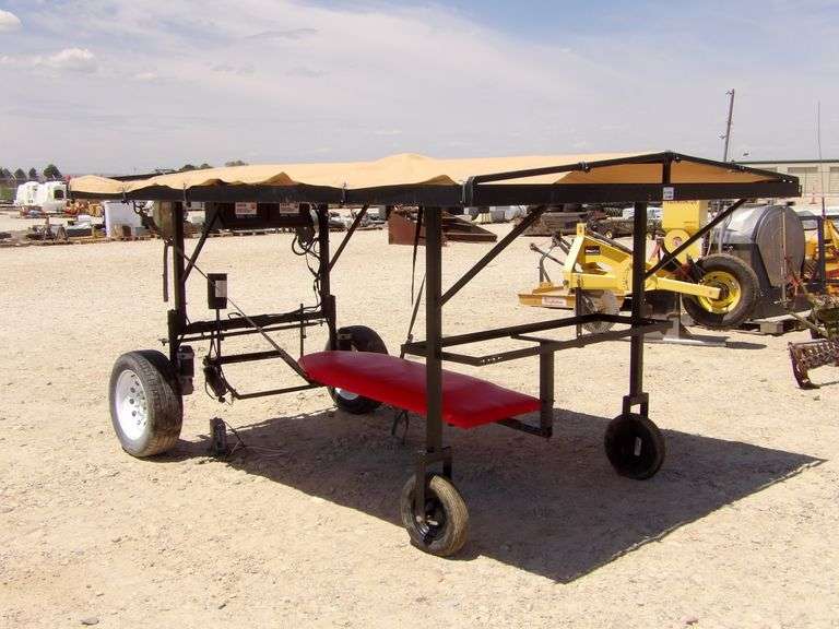 H-1056 Shaded Vegetable Picker Cart