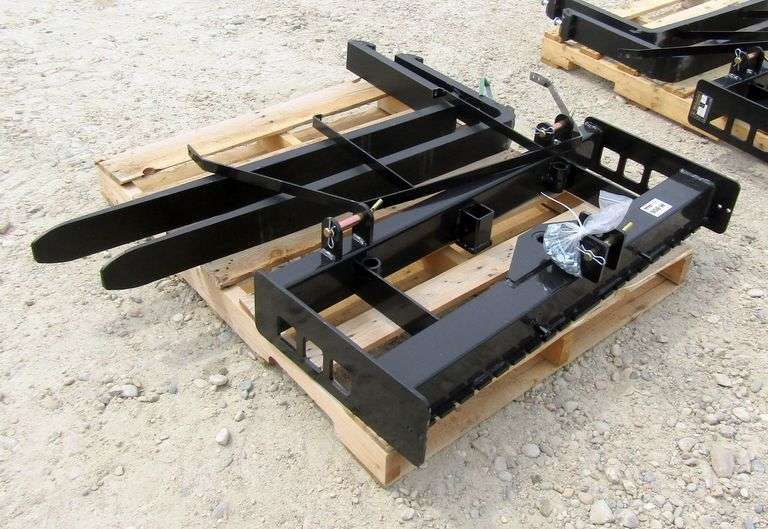 H-806 3-Point Tool Carrier Head & Forks